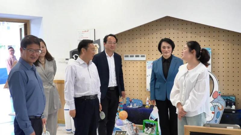 县政协专题调研全县教育工作和委员工作室建设情况